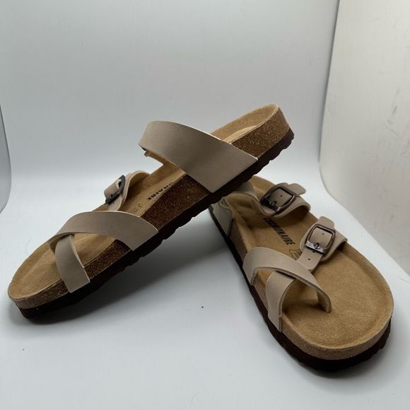 CUSHIONAIRE Women's Cork Footbed Sandal With +Comfort 10 SAND - Picture 7 of 7